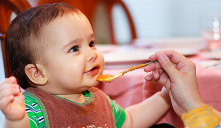 ¿Cómo reemplazar las golosinas para los niños a temprana edad?